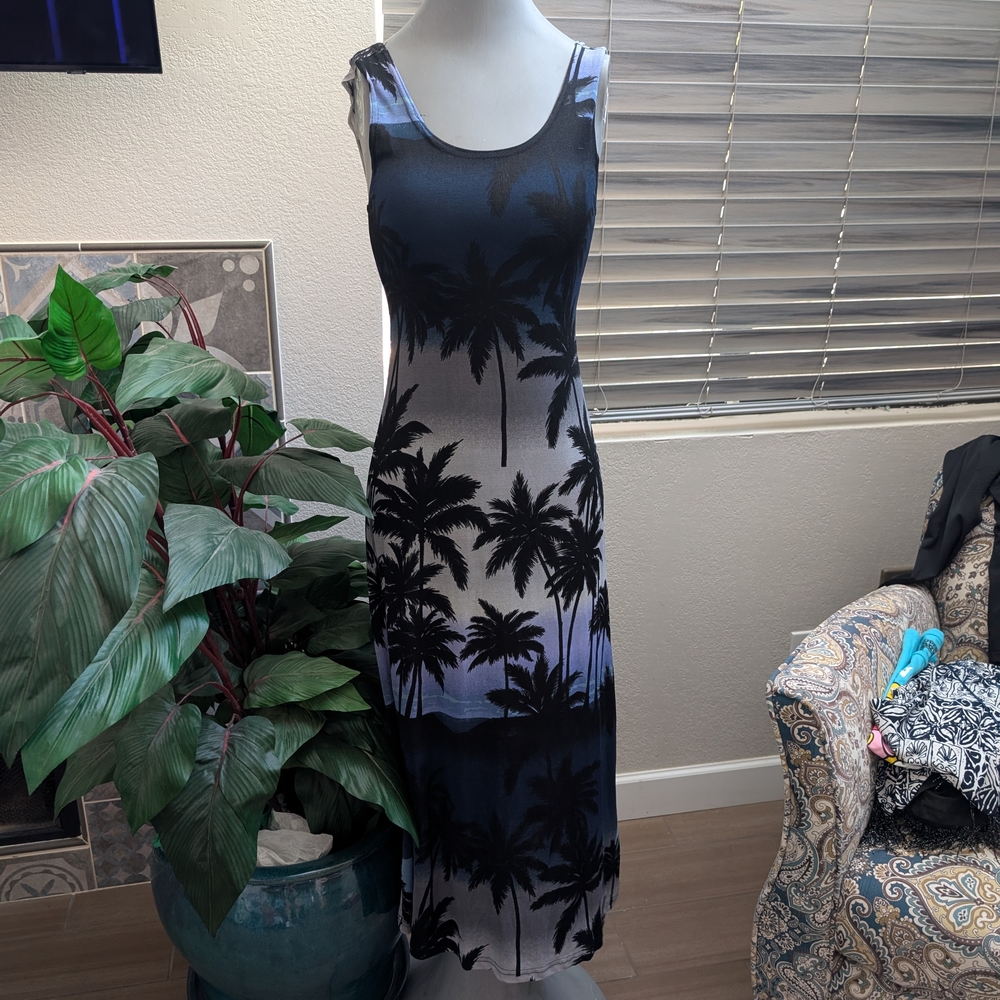 Palm Tree Print Sleeveless Dress